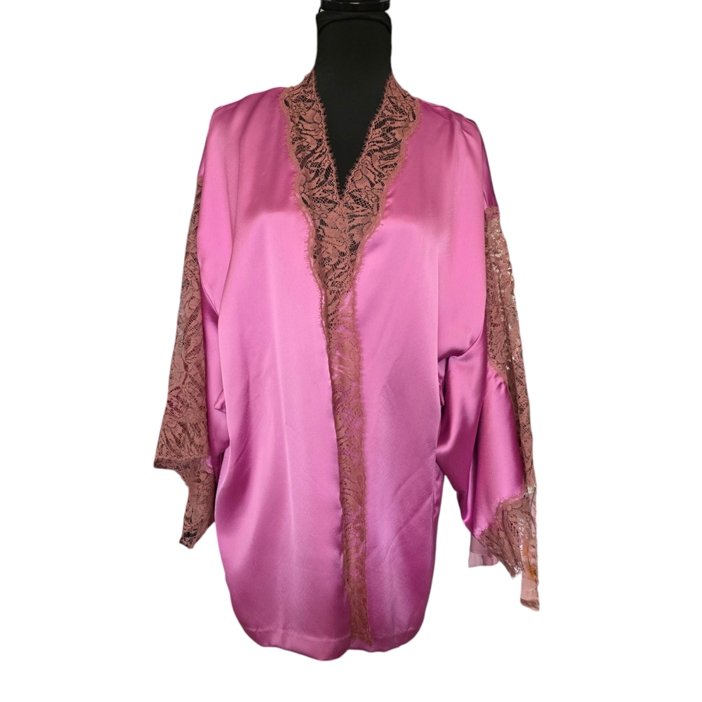 New With Tags Victoria's Secret Kimono Robe - Size XS